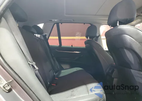 2015 BMW X5 xDrive35I z USA, uszkodzony, nr VIN 5UXKR0C52F0K59635